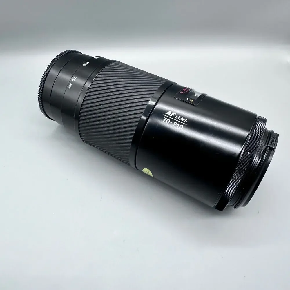 MINOLTA Maxxum AF Zoom 70-210mm 1:4 Lens